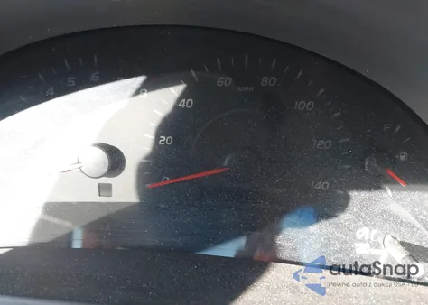 2010 Toyota Camry Le z USA, uszkodzony, nr VIN 4T1BF3EK9AU031563